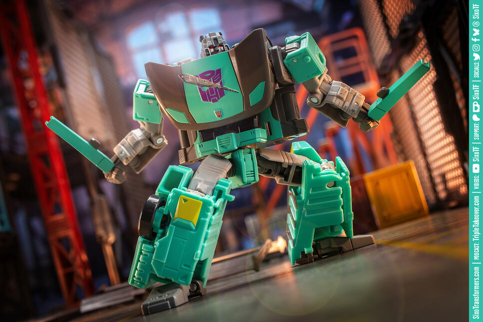 Generations Shattered Glass Sideswipe